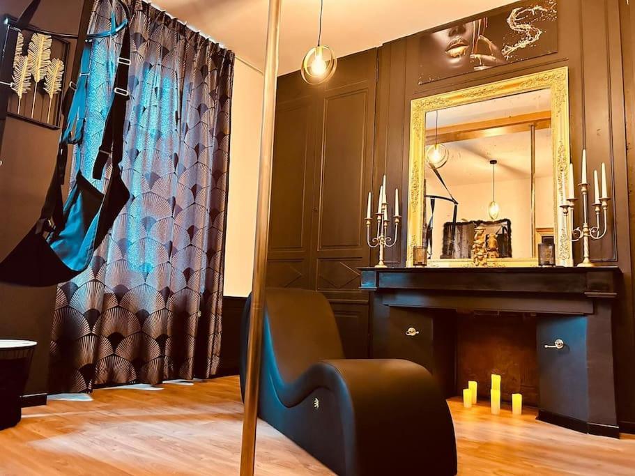 Love Room « L'Etreinte Doree » Illiers-Combray Exteriér fotografie